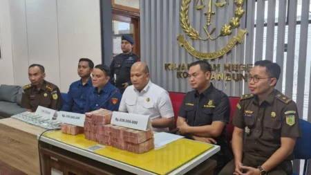 Kejari Bandung Lacak Aset Korupsi Dana PIP di STIA Bagasasi Konfrensi Pers Kejari Kota Bandung