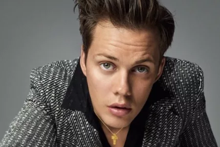 Remake Nosferatu 2024: Ketika Legenda Drakula Kembali ke Layar Lebar Beda Drastis! Tampilan Bill SkarsgÄrd Sebagai Count Orlok Nosferatu