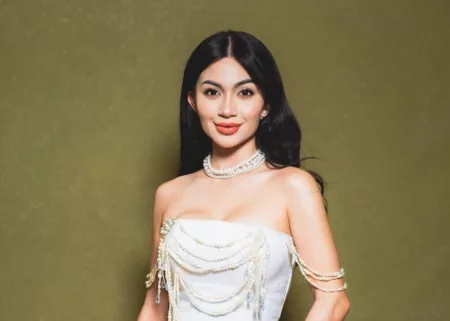 Ariel Tatum Tampil Memukau di Gala Premier ‘A Business Proposal’ Ariel Tatum Tampil Memukau di Gala Premier ‘A Business Proposal’ (@arieltatum)