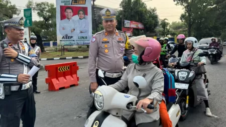 PenerapanTilang Poin, Polrestabes Bandung Tunggu Keputusan Polda Jabar Ilustrasi Tilang oleh Polda Jawa Barat