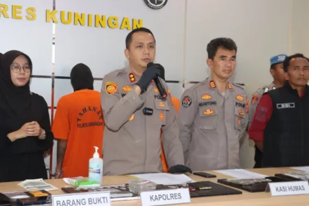 7 Tersangka Kasus Narkoba Dibekuk Polres Kuningan 7 Tersangka Kasus Narkoba Dibekuk Polres Kuningan