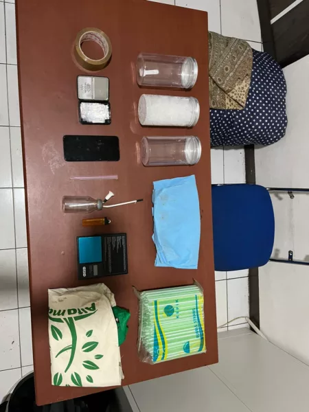 Polres Garut Gagalkan Peredaran 500 Gram Sabu dalam Toples Kue Lebaran Polres Garut Gagalkan Peredaran 500 Gram Sabu dalam Toples Kue Lebaran