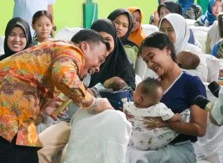 Menteri Wihaji Uji Coba Program MBG di Ciparay, Pastikan Penyaluran Makanan Bergizi bagi Bumil, Busui, dan Balita Non-PAUD Menteri Wihaji Uji Coba Program MBG di Ciparay