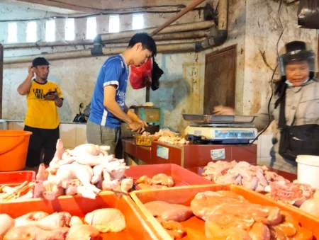 Harga Sejumlah Komoditas Pangan Turun, Cabai Rawit Merah dan Beras Premium Ikut Terkoreksi Harga pangan di pasar Ancol mengalami kenaikan yang signifikan