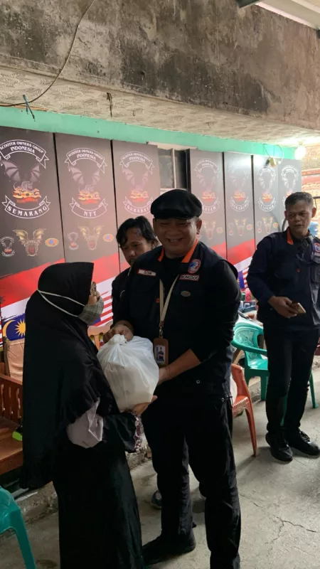 Milad Ke-5, Relawan Bongsor Bentukan Soni Daniswara Salurkan Sembako untuk Lansia di Bojongloa Kaler Relawan Bongsor Bentukan Soni Daniswara Salurkan Sembako untuk Lansia di Bojongloa Kaler