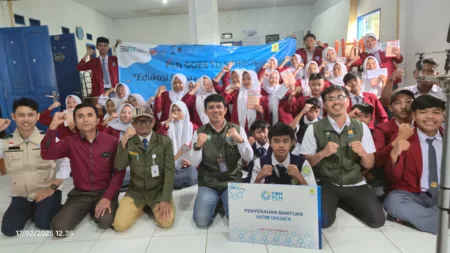 Jelang Ramadhan, YBM PLN UP3 Bandung Goes To School ke SMP – SMA Islam Terpadu Al-Ghofar YBM PLN UP3 Bandung Goes To School ke SMP – SMA Islam Terpadu Al-Ghofar