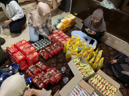 Yayasan Salamiyah Bagikan Sembako Sambut Ramadhan Penuh Berkah Yayasan Salamiyah Bagikan Sembako Sambut Ramadhan Penuh Berkah