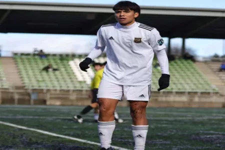 Nyaris Cetak Gol, Pemain Berdarah Indonesia Adrian Wibowo Dipuji Pelatih LAFC Pemain berdarah Indonesa, Adrian Wibowo, nyaris mencetak gol pada pertandingan Los Angeles FC vs Chicago Fire