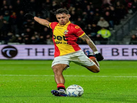 Dean James Siap Bela Timnas Indonesia, Apa Jawaban PSSI? Pemain Go Ahead Eagles, Dean James, mengaku siap membela Timnas Indonesia
