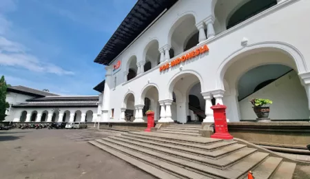 Menjadi Tonggak Perantara Komunikasi Nasional, Begini Sejarah Museum Pos Bandung! Museum Pos Bandung (Google Review/Owner)