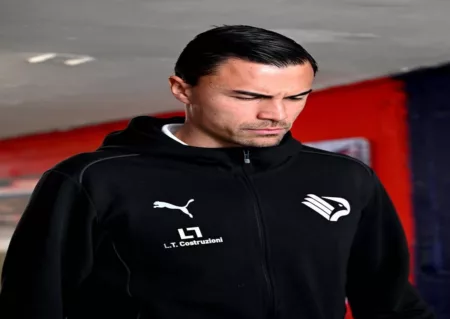 Emil Audero Bersinar di Serie B, Siap Jadi Kiper Utama Timnas Indonesia? Emil Audero Mulyadi tampil gemilang bersama Palermo di Serie B