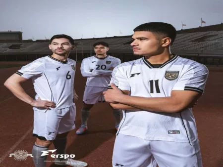 Erspo Resmi Rilis Jersi Tandang Terbaru Timnas Indonesia Erspo resmi jersi tandang terbaru Timnas Indonesia