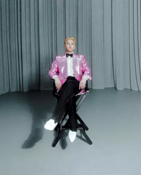 G-Dragon Sang Raja K-Pop Rebut Mahkota dengan TOO BAD G-Dragon Sang Raja K-Pop Rebut Mahkota dengan TOO BAD