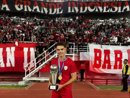 Jens Raven Berjuang Kuasai Bahasa Indonesia Jens Raven berjuang meningkatkan kemampuan bahasa Indonesia