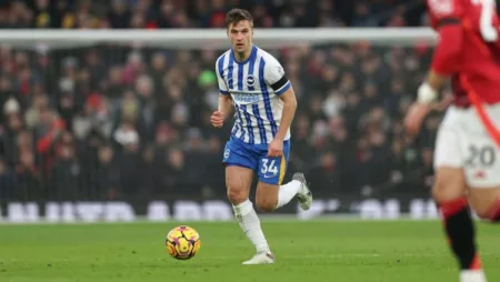 Joel Veltman Tertarik Bela Timnas Indonesia, Siap Pindah Federasi? Bek Brighton & Hove Albion, Joel Veltman, mengungkapkan ketertarikannya untuk membela Timnas Indonesia