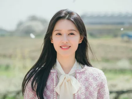 Kim Ji Won Tampil dengan Peran yang Berbeda di Doctor X Kim Ji Won