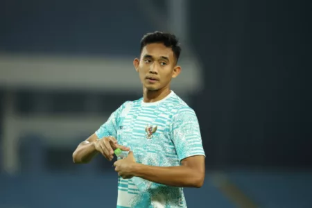 Rizky Ridho Layak Jadi Starter di Timnas Indonesia Era Patrick Kluivert Pelatih Persija Jakarta mengungkapkan bahwa Rizky Ridho layak untuk menjadi starter di Timnas Indonesia era Patrick Kluivert