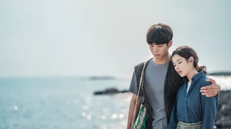 im sang choon, penulis drama sukses yang introvert (Netflix)
