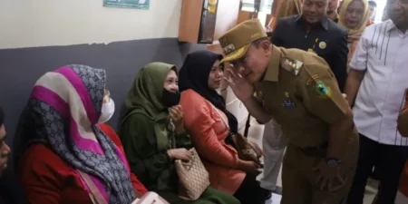 1000 Ibu Hamil Menjalani Pemeriksaan USG Gratis di RSU Kuningan Medical Center 1.000 Ibu Hamil Ditargetkan Jalani USG Gratis di RSU KMC
