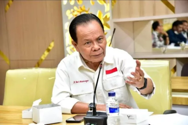 DPRD Jabar Dukung Pembongkaran Hibisc Fantasy di Puncak Anggota Komisi IV DPRD Jawa Barat, H. Yod Mintaraga, mendukung instruksi Gubernur Dedi Mulyadi untuk membongkar Hibisc Fantasy di Puncak.