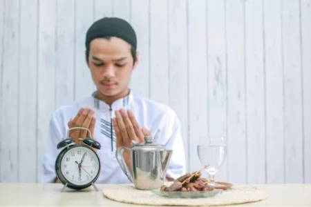 Keabsahan Puasa Ramadhan tanpa Membaca Niat: Hukum, Waktu, dan Penjelasannya Keabsahan Puasa Ramadhan tanpa Membaca Niat: Hukum, Waktu, dan Penjelasannya