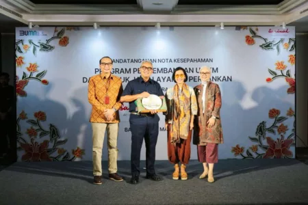 Farhan Optimalkan Bandung Creative Hub untuk Inkubasi Bisnis Kreatif UMKM Farhan Optimalkan Bandung Creative Hub untuk Inkubasi Bisnis Kreatif