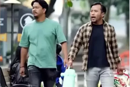 Sinopsis Preman Pensiun 9 Kamis 13 Maret 2025, Dagangan Agus dan Yayat Direbut Paksa Kojek dan Leroy, Didu Ngadu ke Kang Cecep? Sinopsis Preman Pensiun 9 Kamis 13 Maret 2025, Dagangan Agus dan Yayat Direbut Paksa Kojek dan Leroy, Didu Ngadu ke Kang Cecep?