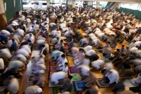 1843 Masjid dan 591 Lapangan di Kota Bandung Siap Gelar Salat Idulfitri 1466 H Salat Idulfitri