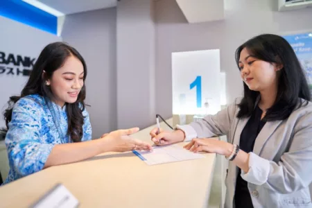 J Trust Bank