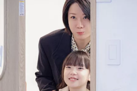 Mother and Mom Tampilkan Jeon Hye Jin Semangati Ibunya Jeon Hye Jin dalam drama Korea ENA, Mother and Mom