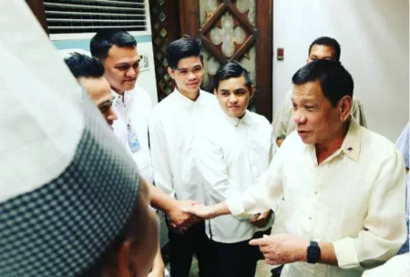 Duterte Ditangkap: Perebutan Kekuasaan di Balik Kejatuhan Sang Mantan Presiden Duterte Ditangkap: