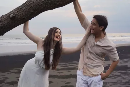 Billy Syahputra Lamar Sang Kekasih Di Pinggir Pantai (@vika.kolesnaya)