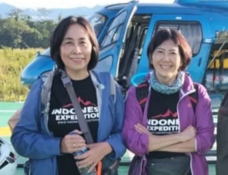 Dua Pendaki Gunung Cartenz Meninggal Dunia Dua Pendaki Gunung Cartenz Meninggal Dunia