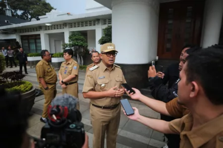 Perkuat Mitigasi Bencana, Pemkot Bandung Segera Miliki BPBD Wali Kota Bandung Farhan, Pastikan Bandung Segera punya PPBD