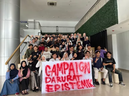 Kampanye Darurat Epistemik: Melek Literasi & Riset untuk Inovasi Mahasiswa UMB Kampanye Darurat Epistemik: Melek Literasi & Riset untuk Inovasi Mahasiswa UMB