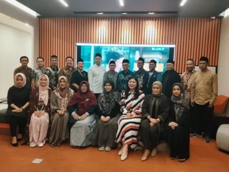 Lazismu Jawa Barat dan Danamon Syariah Jalin Kerja Sama, Hadirkan Aplikasi Donasi Digital Lazismu Jawa Barat dan Danamon Syariah Jalin Kerja Sama, Hadirkan Aplikasi Donasi Digital