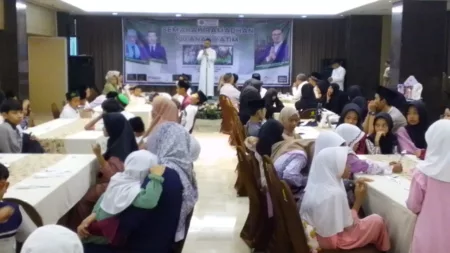 DPC Peradi Kota Bandung Santuni 100 Anak Yatim dalam Semarak Ramadhan 1446 H DPC Peradi Kota Bandung Santuni 100 Anak Yatim dalam Semarak Ramadhan 1446 H