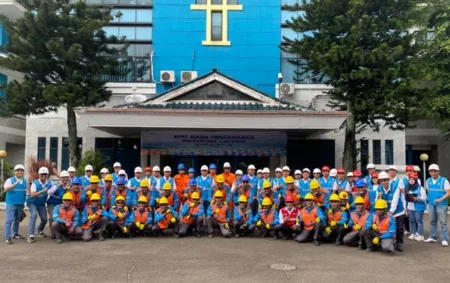 Pastikan Kesiapan Pelayanan Listrik Menjelang Liburan Idul Fitri 1446 H, PLN UP3 Bandung Gelar Apel Pasukan dan Gelar Peralatan Siaga Lebaran