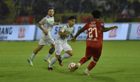 Persib Bandung Kembali Berlatih Hari Ini, Dan Mempersiapkan Diri Jelang Laga Berikutnya Persib Bandung Kembali Berlatih Hari Ini, Dan Mempersiapkan Diri Jelang Laga Berikutnya