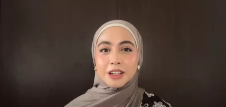 Adzillanie Izzati Bagikan Tips Makeup Fresh Saat Lebaran Adzillanie Izzati beri tips makeup fresh saat lebaran