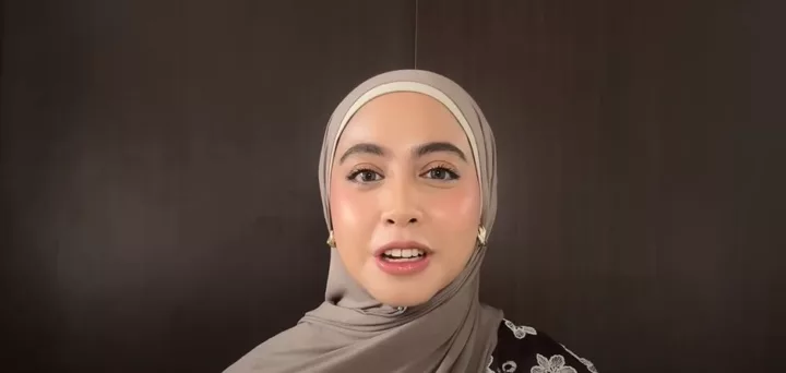 Adzillanie Izzati beri tips makeup fresh saat lebaran