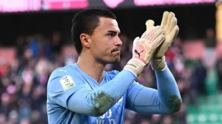Emil Audero Soal Persaingannya Dengan Maarten Paes