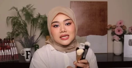 Fatya Biya: Rekomendasi Brush Makeup untuk Pemula Fatya Biya beri rekomendasi brush makeup untuk pemula