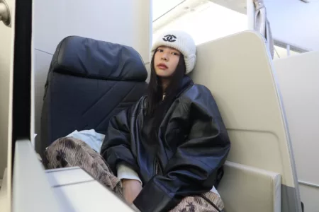 Jennie BLACKPINK: Ingin Fokus dalam Bermusik Saat Ini Jennie BLACKPINK menjadi bintang tamu dalam acara "The Jennifer Hudson Show"
