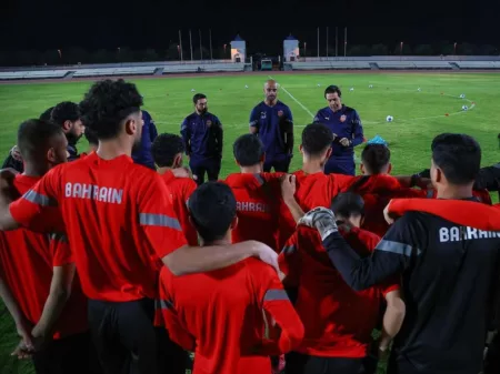 CATAT! Timnas Bahrain Gelar Latihan Perdana di Lapangan A GBK usai Sholat Isya Timnas Bahrain gelar latihan perdana di lapangan A GBK pada Sabtu (22/3/2025) puku; 19.30 WIB