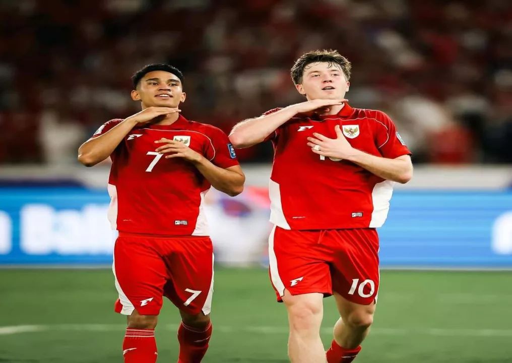 Oxford United bangga dengan kontribusi Marselino Ferdinan dan Ole Romeny di Timnas Indonesia