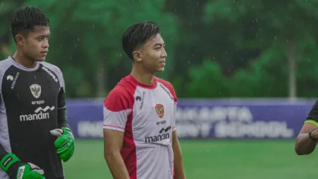 Persiapan Timnas U-17 Indonesia Jelang Piala Asia 2025: Fokus Taktikal dan Uji Coba di Dubai Timnas U-17 Indonesia melakukan persiapan jelang uji coba internasional di Dubai