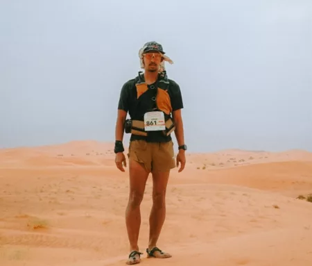 Diego Yanuar Selesaikan Event Marathon des Sables di Maroko Diego Yanuar Selesaikan Event Marathon des Sables di Maroko (@andienaisyah)