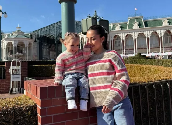 Jennifer Coppen Berikan Hadiah Rumah Mewah Untuk Sang Anak (@jennifercoppenreal20)