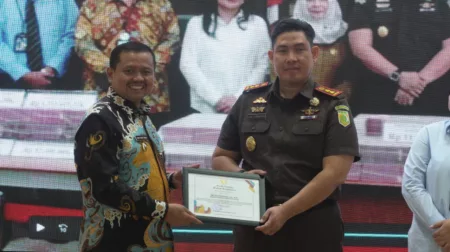 Pemda Sumedang dan Kejari Teken MoU Bidang Perdatun